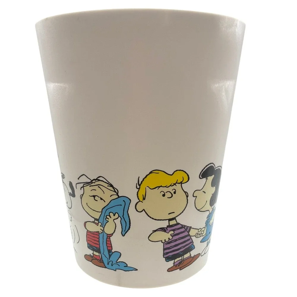 Peanuts Waste Basket 10